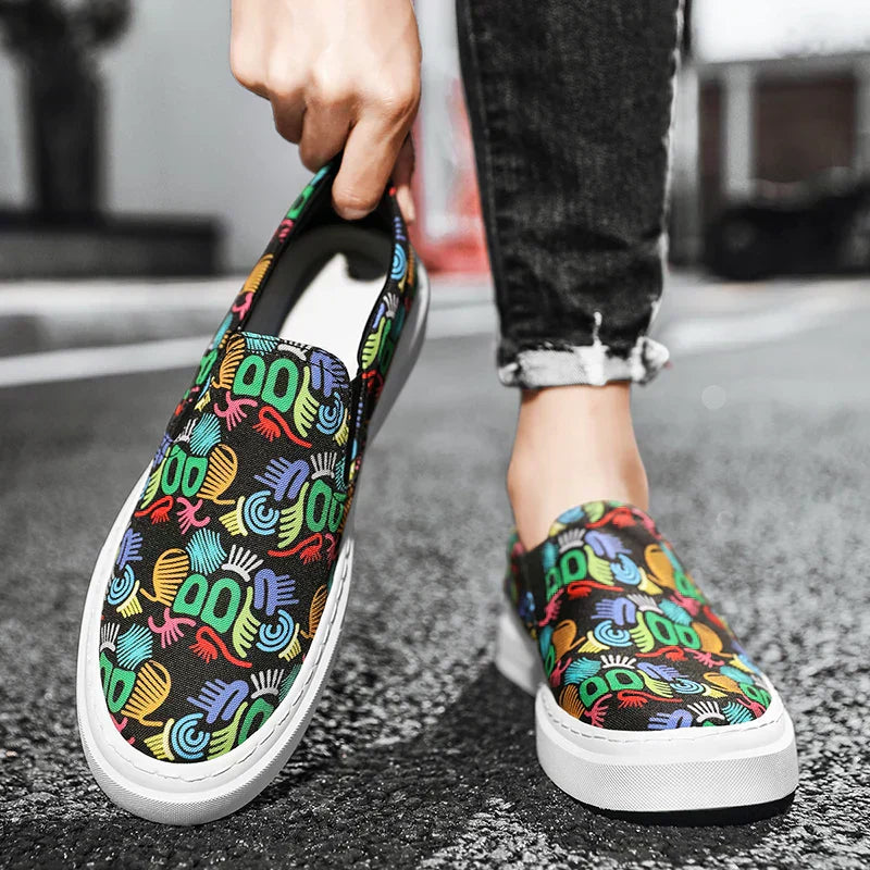 TribalSteps – Turnschuhe mit Tribal-Mustern