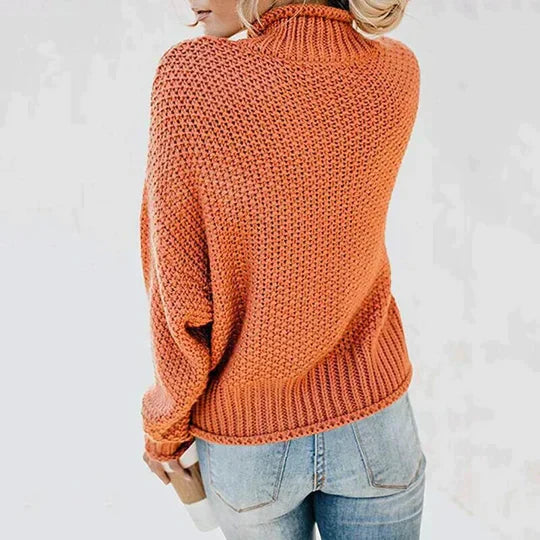 StrickEleganz – Bequemer Strickpulli für Frauen