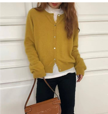 Leslie | Damen Stilvoll Lässig Strickjacke | Knopf Daunen