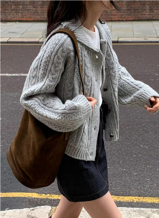 Sarahh | Damen Strick Knopf Daunen Strickjacke | Lässig
