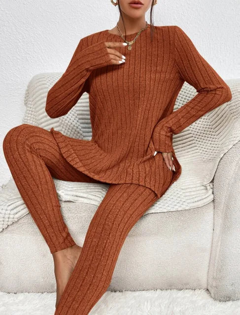 Pia - Pullover & Hose