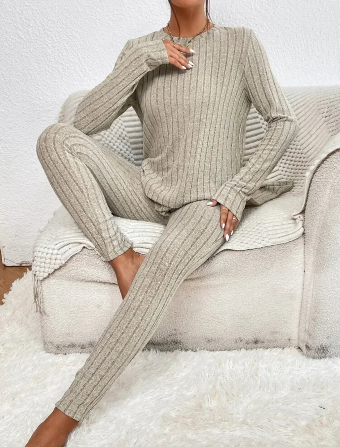 Pia - Pullover & Hose