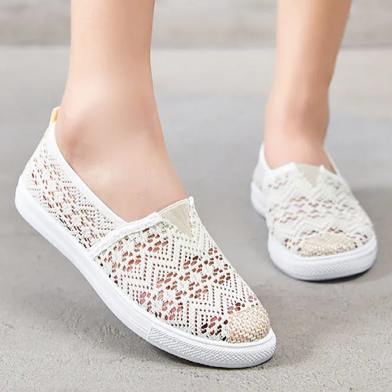 Flache Sohle Canvas Espadrilles mit Seilakzent
