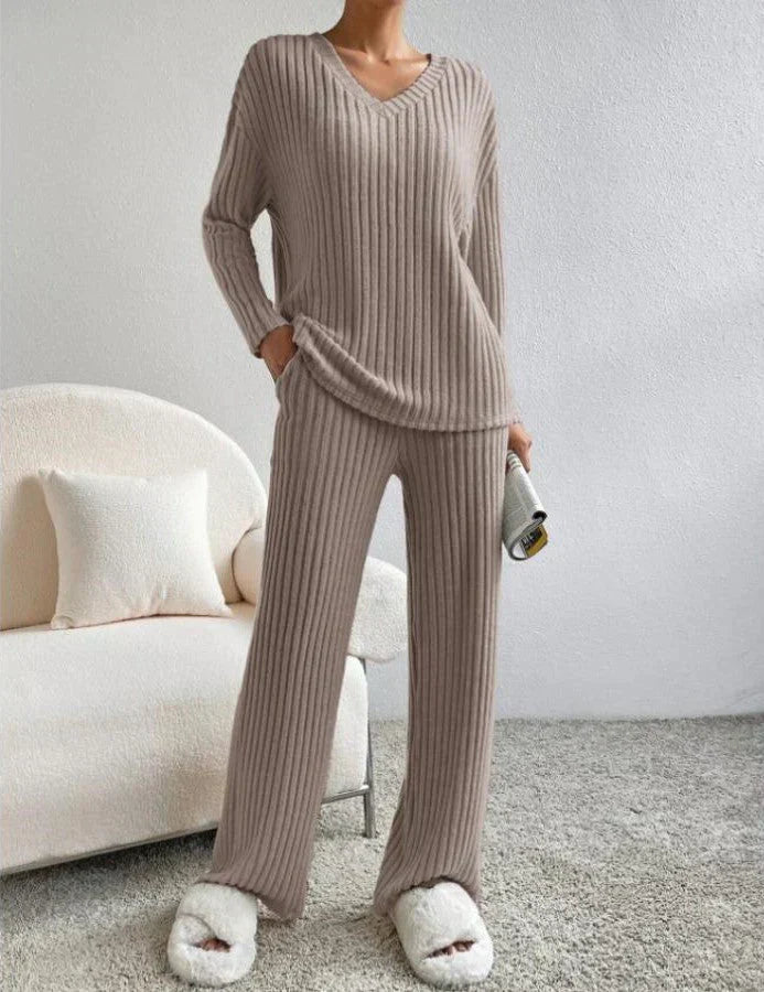 Analia | Damen Strickt Loungewear Satz | Zweiteilig