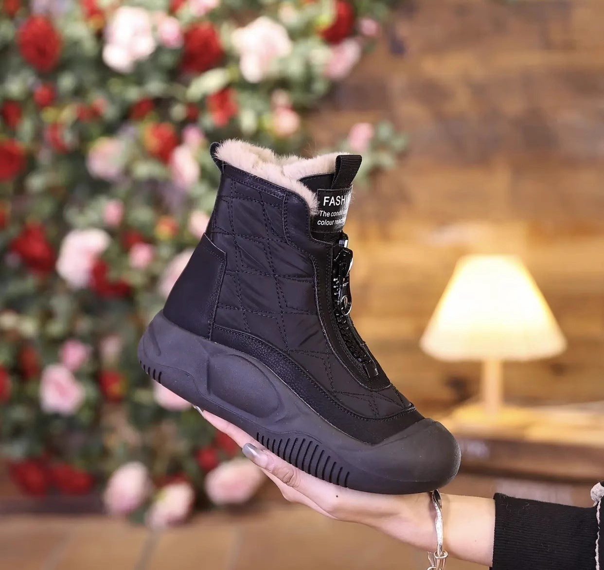 Dicke gepolsterte Stiefel für Damen
